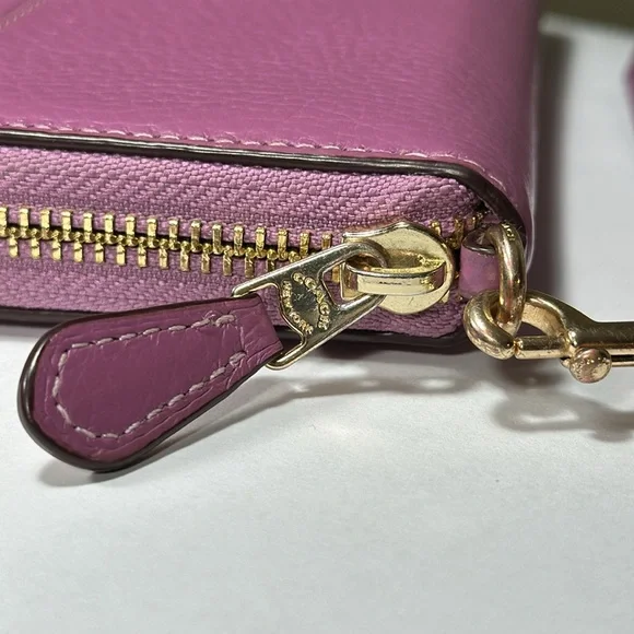 *HTF COLOR* COACH Accordion Zip Wallet With Wristlet Strap - Picture 7 of 16
